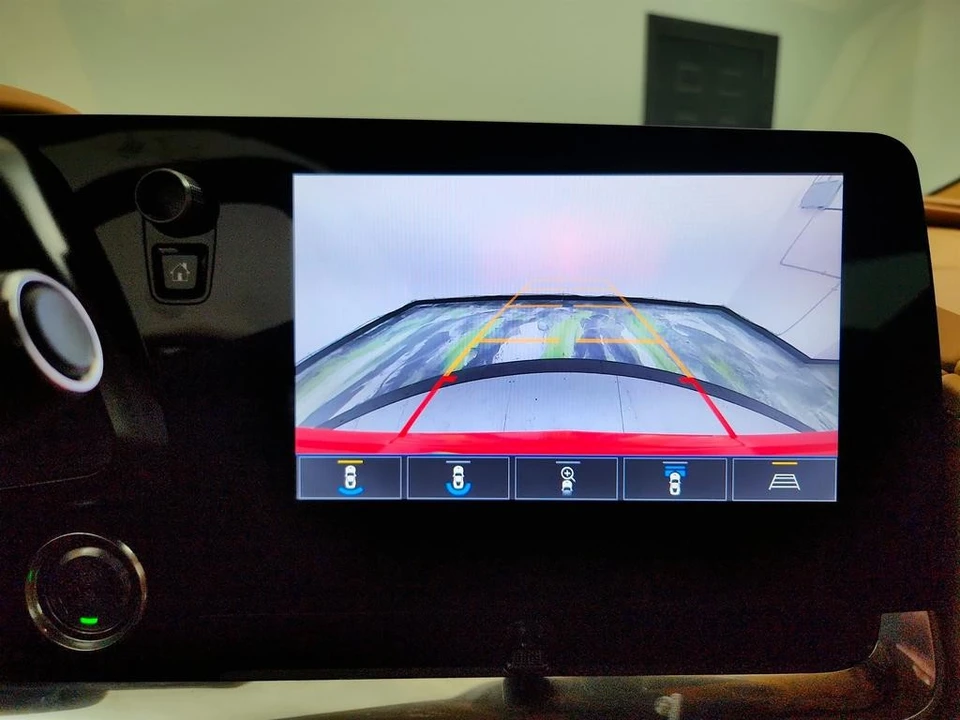 2020 Chevrolet Corvette C8 - Image 19 of 31