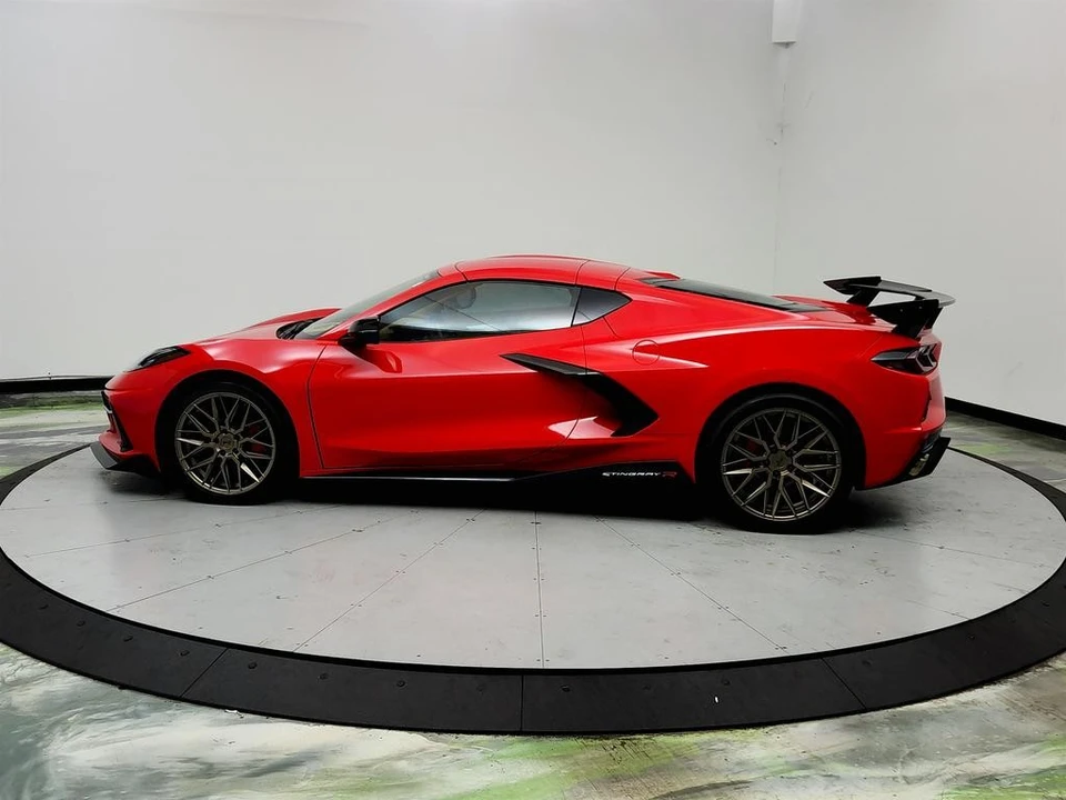 2020 Chevrolet Corvette C8 - Image 8 of 31