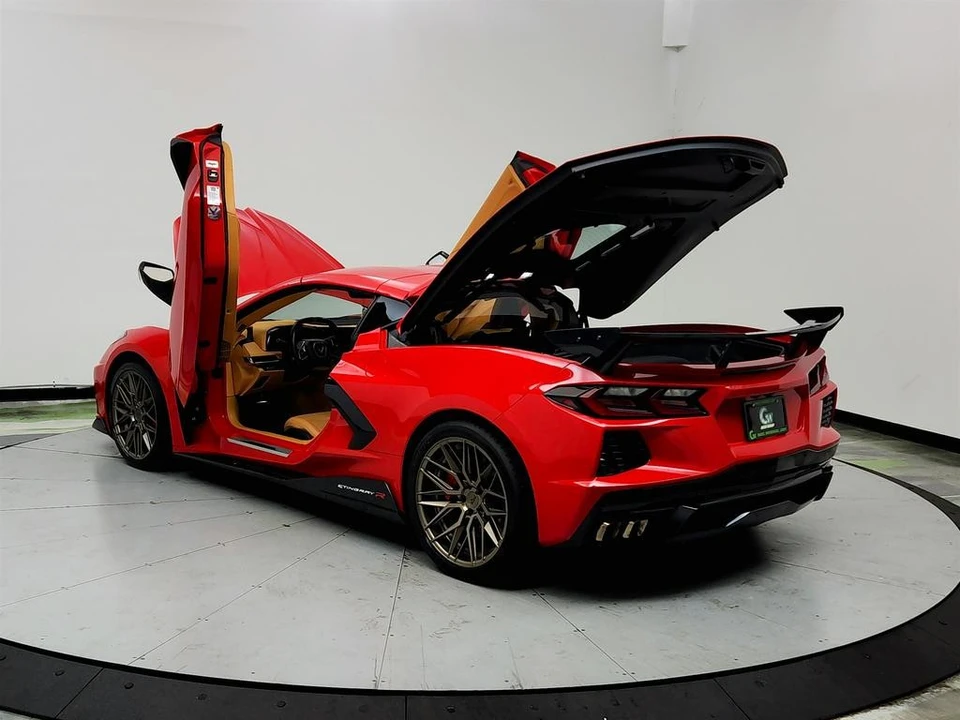 2020 Chevrolet Corvette C8 - Image 12 of 31