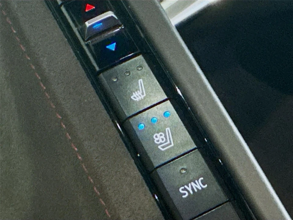 2020 Chevrolet Corvette C8 - Image 12 of 21