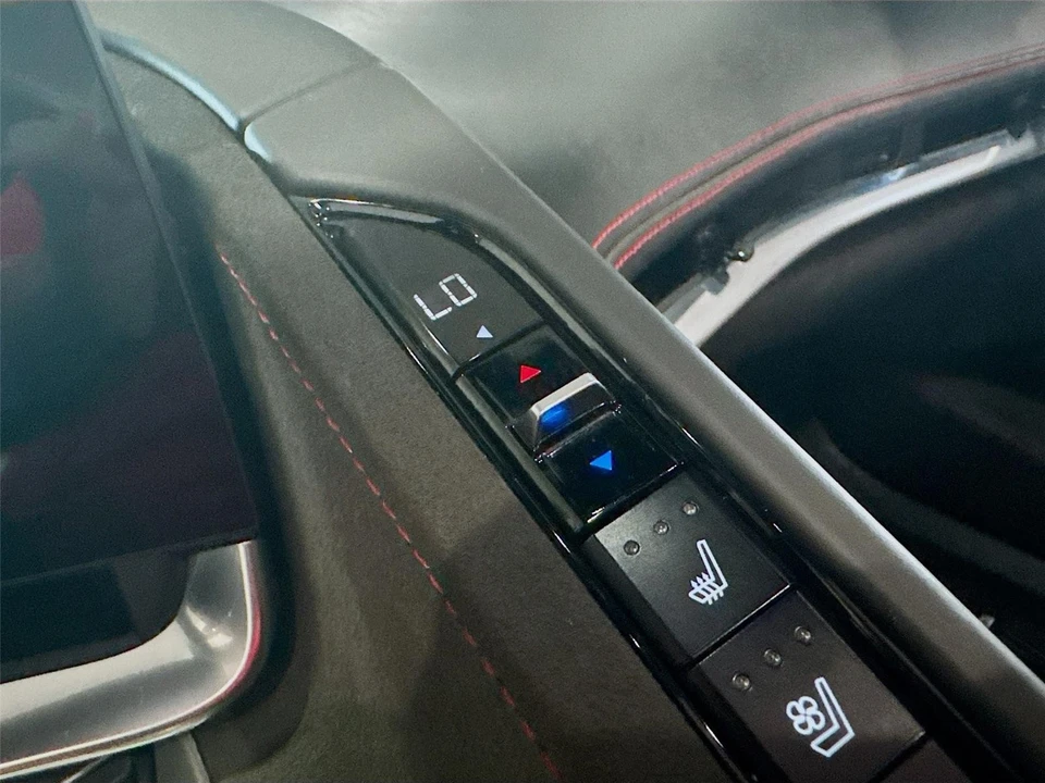 2020 Chevrolet Corvette C8 - Image 14 of 21
