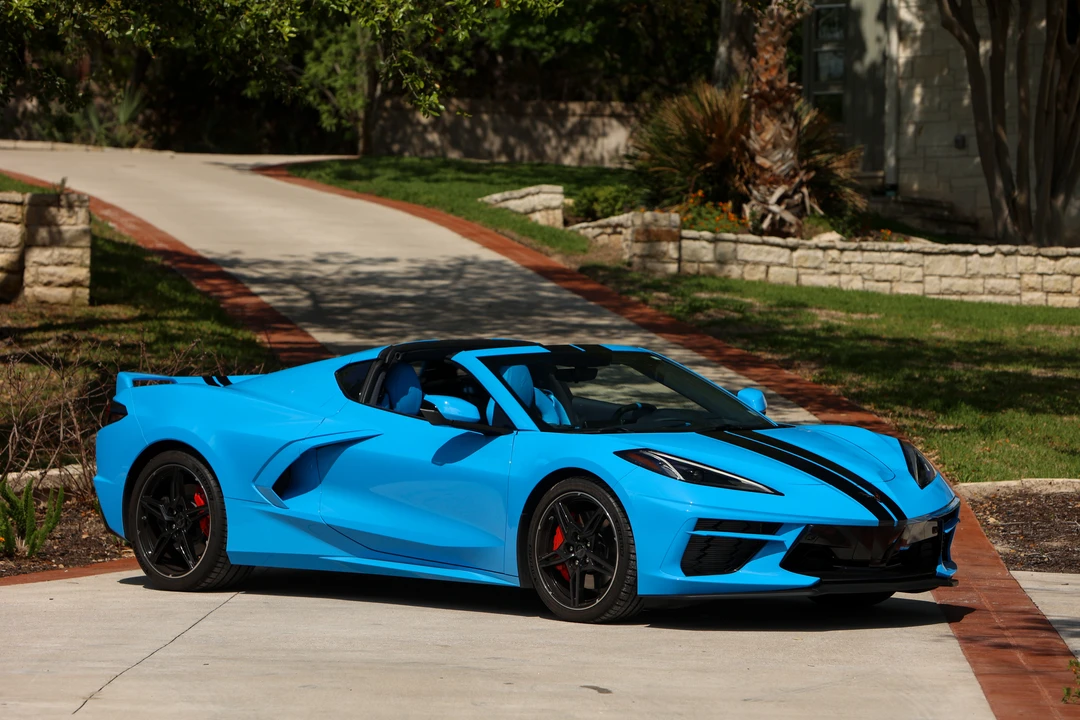 2020 Chevrolet Corvette C8 - Image 2 of 31