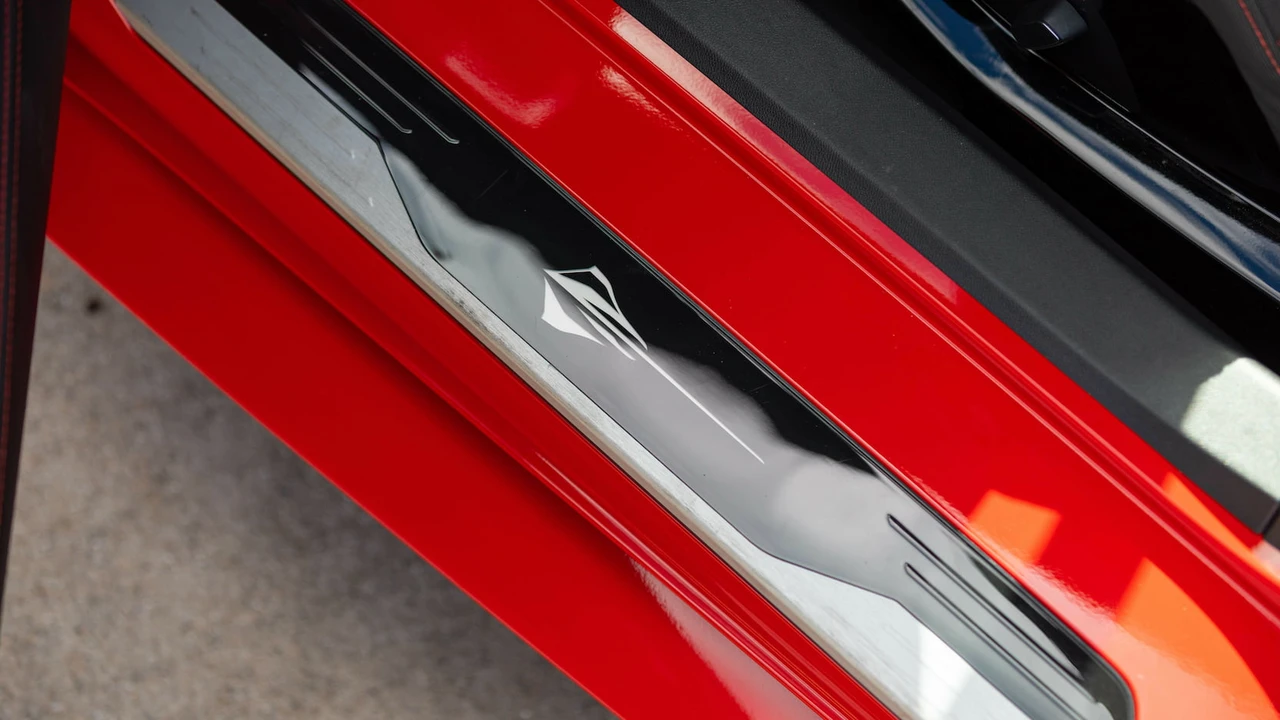 2020 Chevrolet Corvette C8 - Image 18 of 31