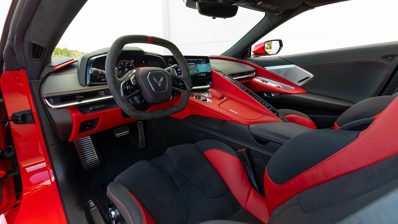 2020 Chevrolet Corvette C8 - Image 30 of 31