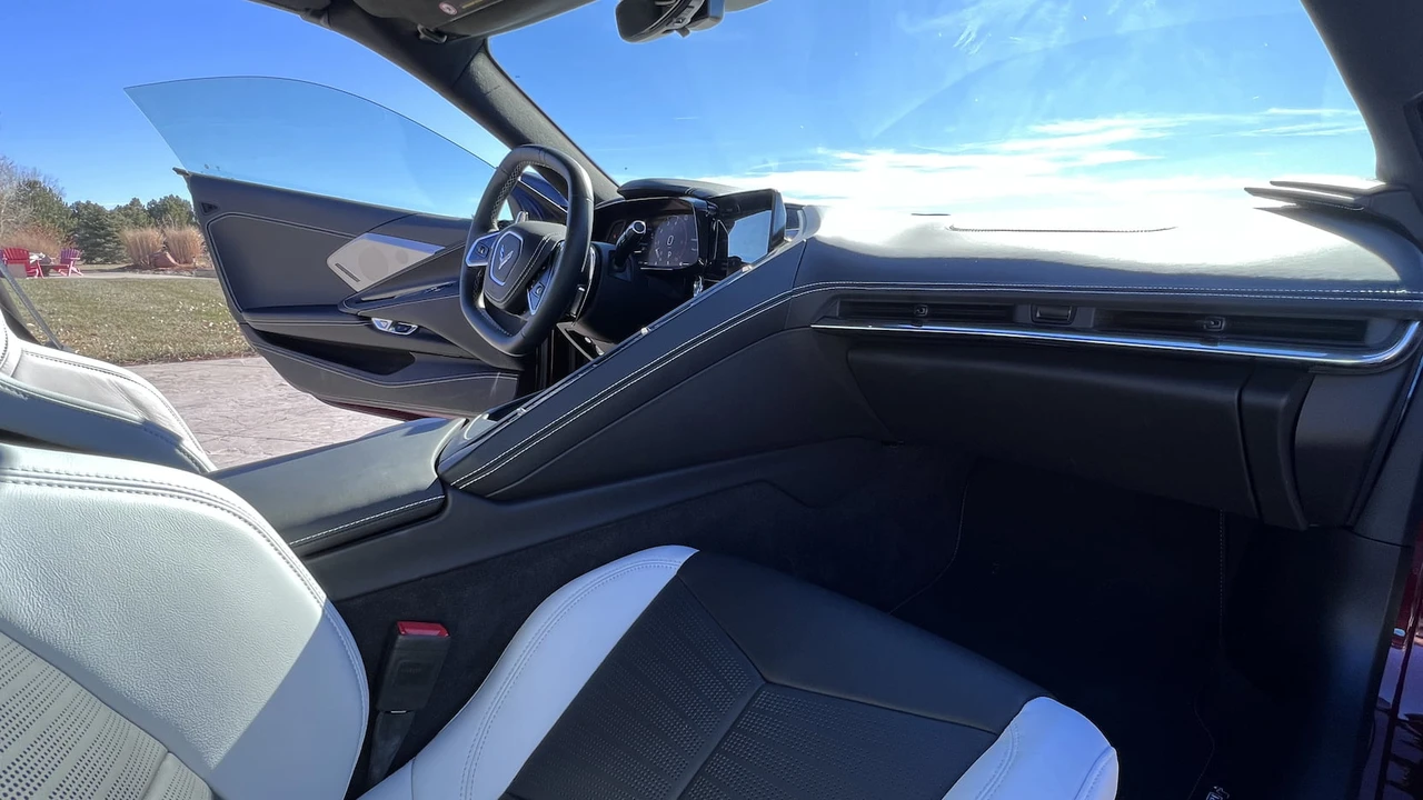 2020 Chevrolet Corvette C8 - Image 5 of 13