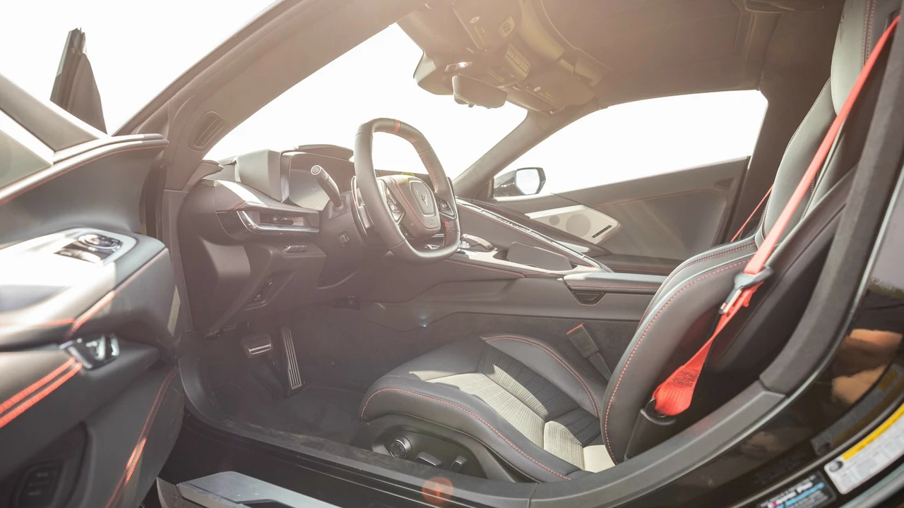 2020 Chevrolet Corvette C8 - Image 21 of 29
