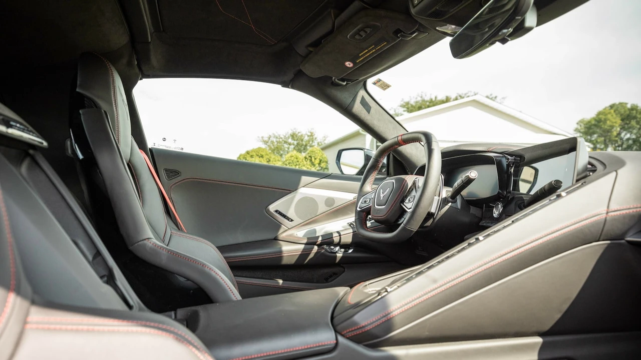 2020 Chevrolet Corvette C8 - Image 22 of 29