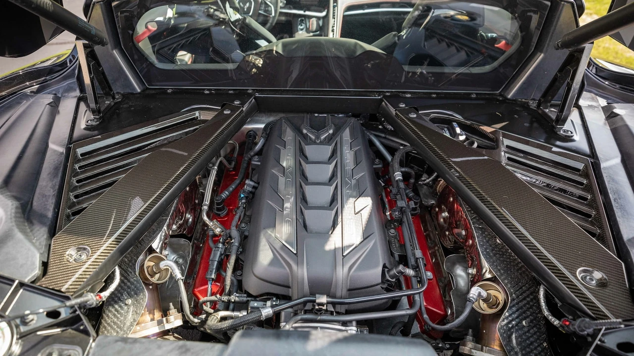 2020 Chevrolet Corvette C8 - Image 28 of 29