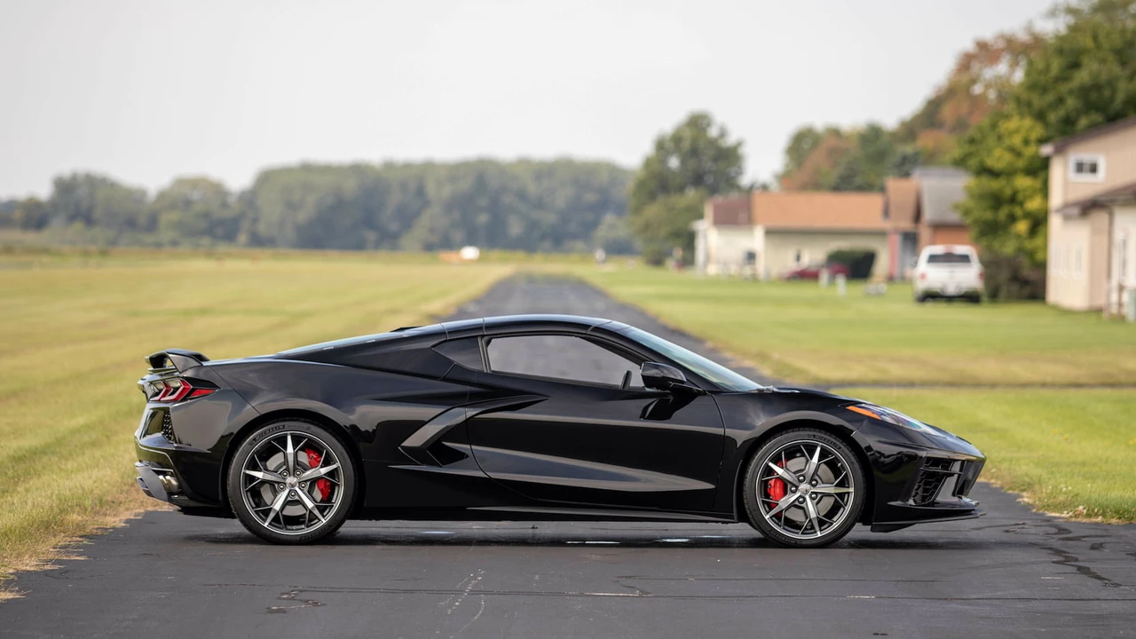 2020 Chevrolet Corvette C8 - Image 8 of 29