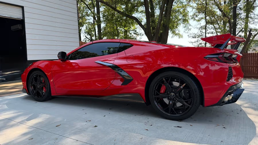2020 Chevrolet Corvette C8 - Image 2 of 31