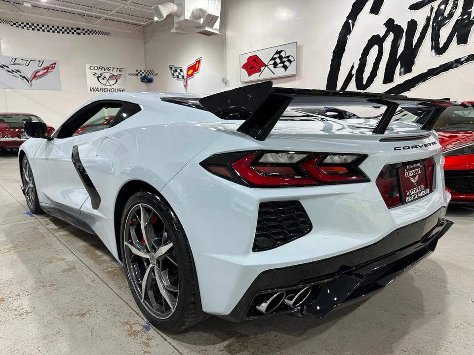 2020 Chevrolet - Image 4 of 11