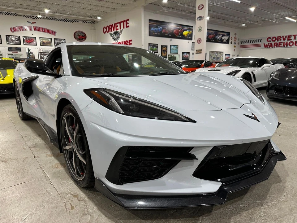 2020 Chevrolet - Image 5 of 11