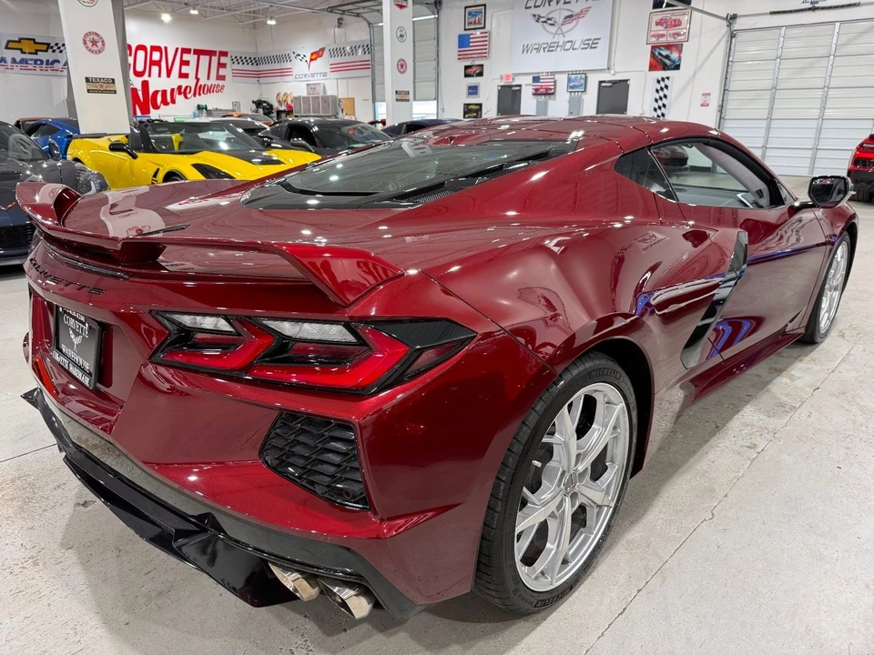 2020 Chevrolet Corvette C8 - Image 17 of 21