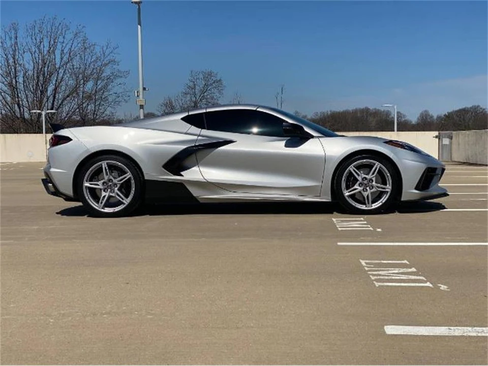2020 Chevrolet Corvette C8 - Image 2 of 18
