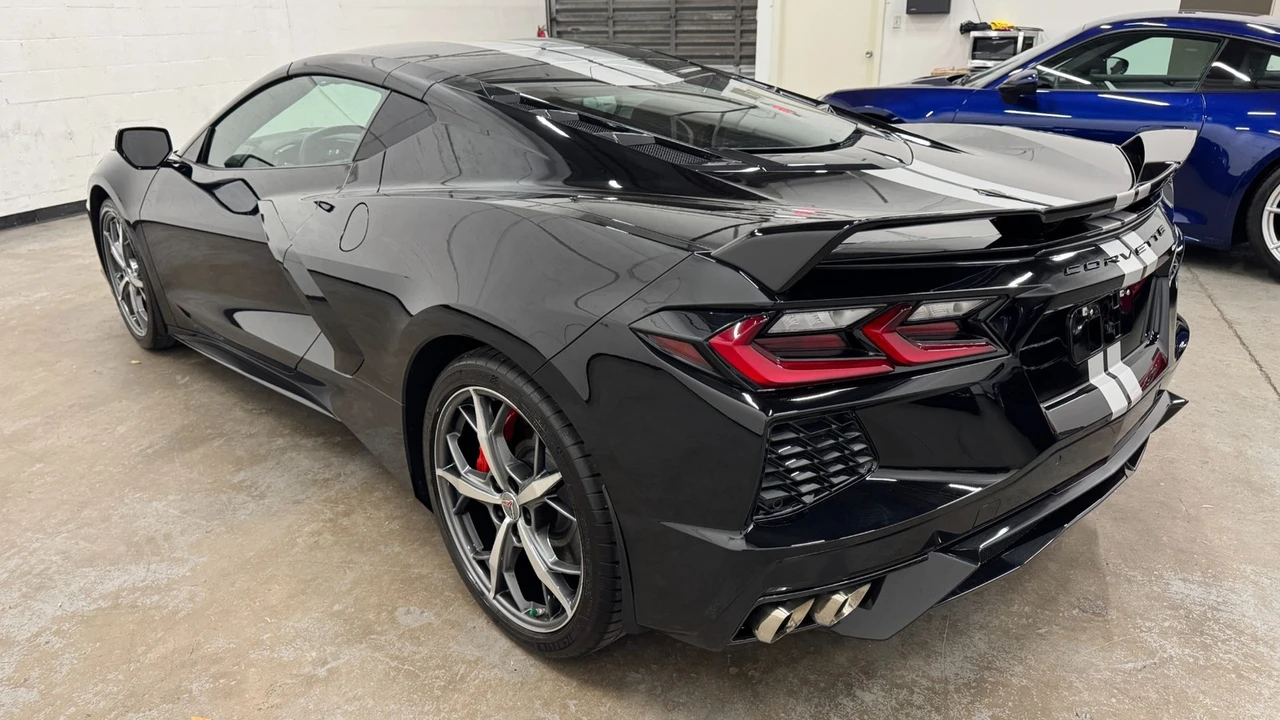 2020 Chevrolet Corvette C8 - Image 15 of 31