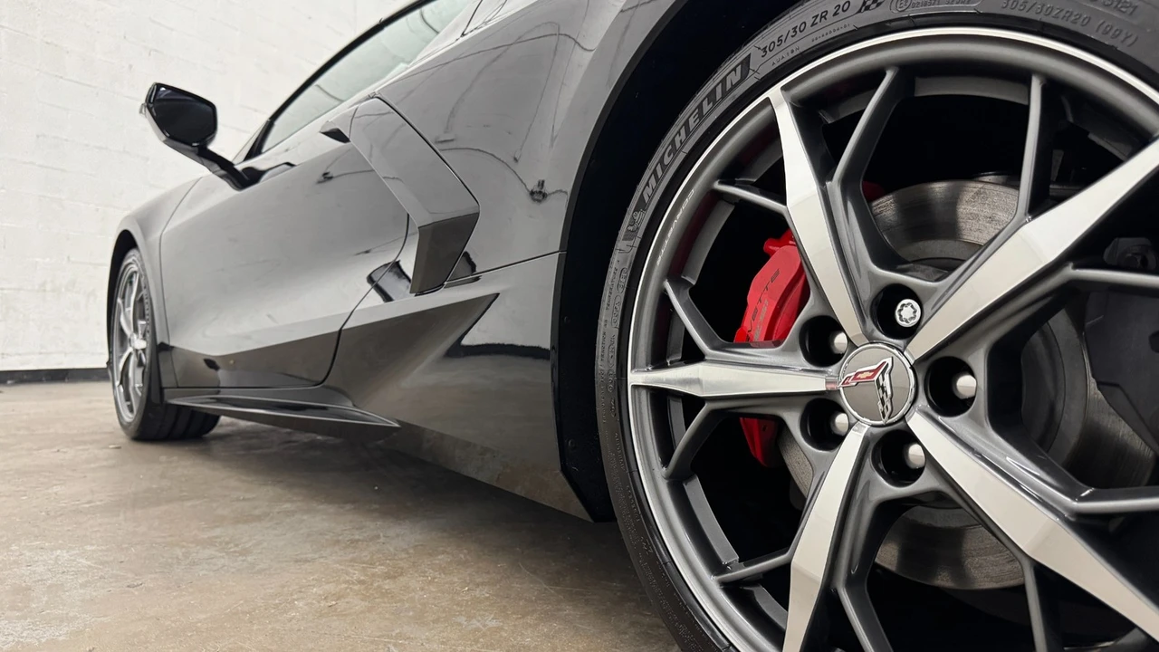 2020 Chevrolet Corvette C8 - Image 21 of 31