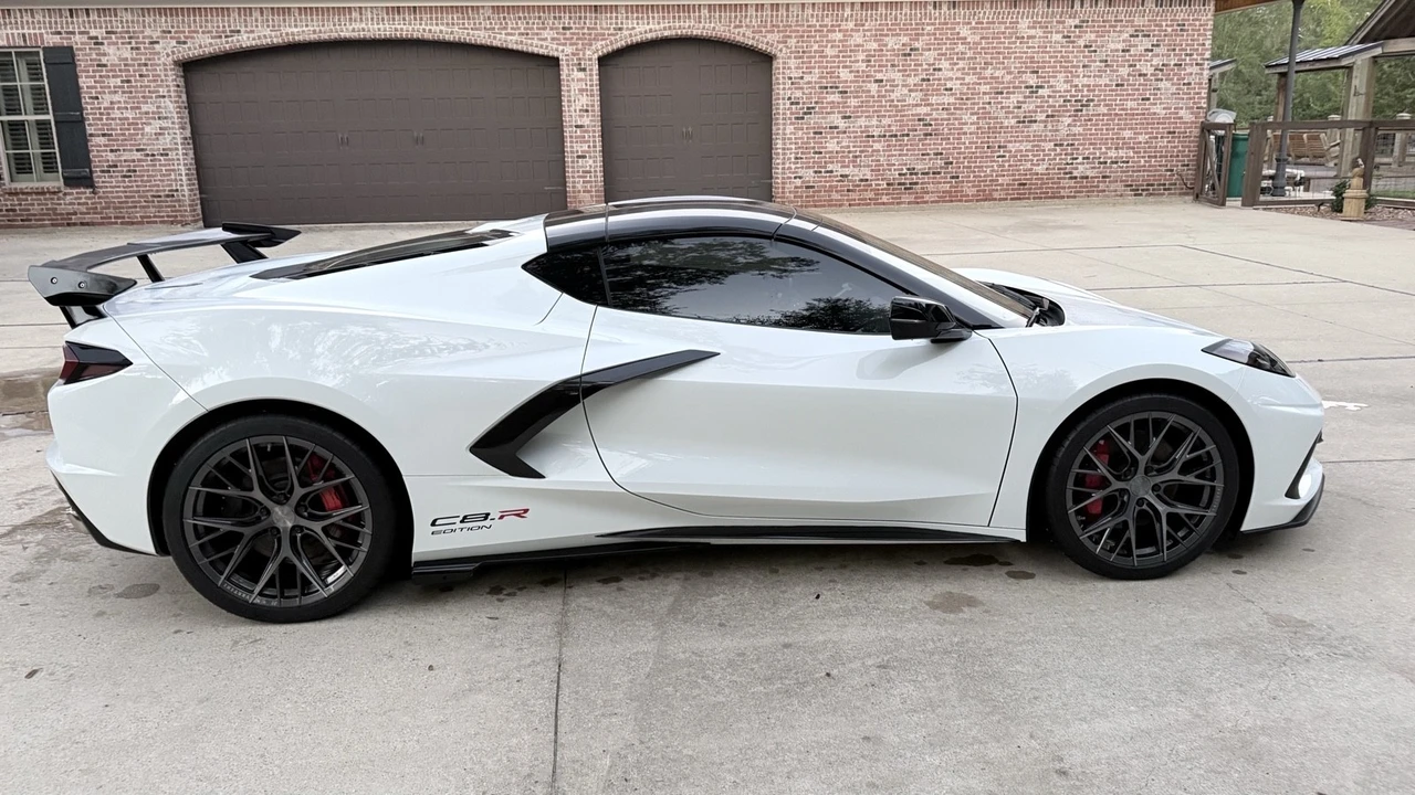 2020 Chevrolet Corvette C8 - Image 4 of 11