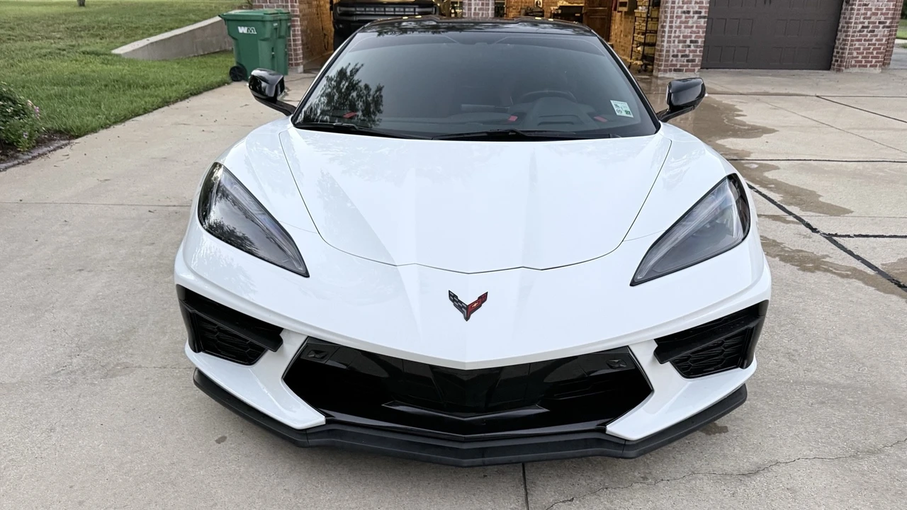 2020 Chevrolet Corvette C8 - Image 3 of 11