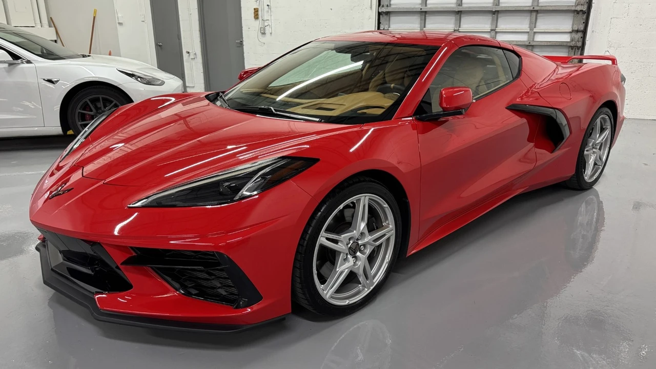 2020 Chevrolet Corvette C8 - Image 29 of 31