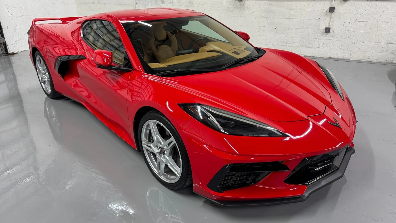 2020 Chevrolet Corvette C8 - Image 3 of 31