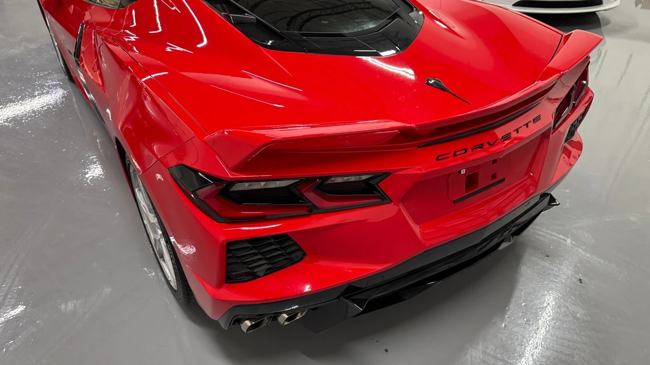 2020 Chevrolet Corvette C8 - Image 19 of 31