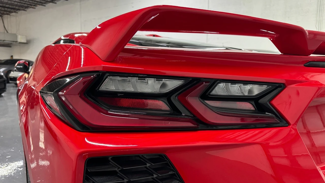 2020 Chevrolet Corvette C8 - Image 20 of 31