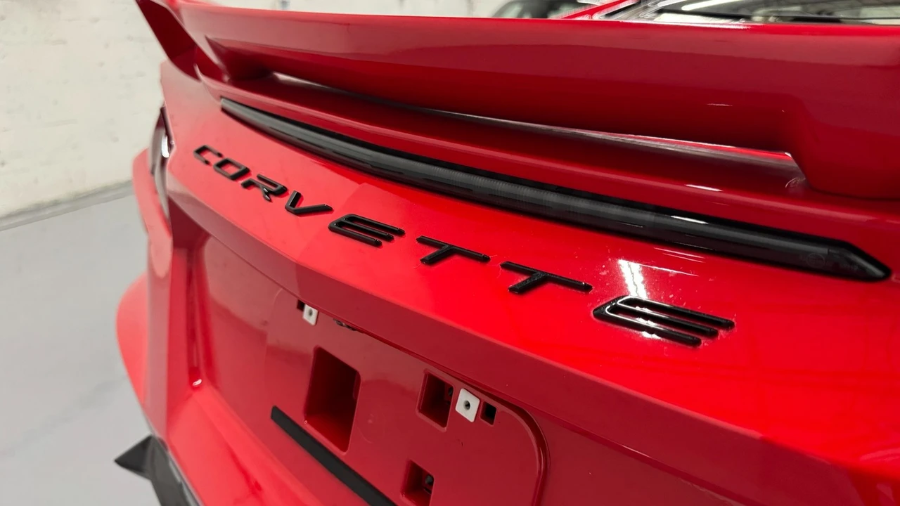 2020 Chevrolet Corvette C8 - Image 17 of 31