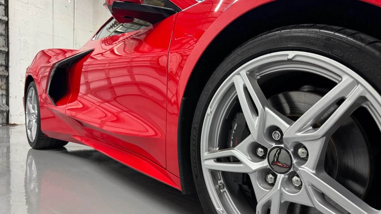 2020 Chevrolet Corvette C8 - Image 7 of 31
