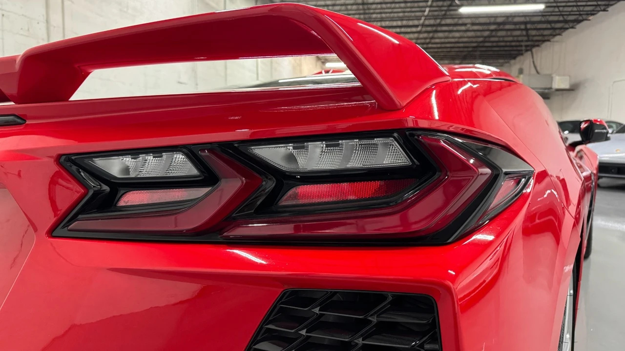 2020 Chevrolet Corvette C8 - Image 11 of 31