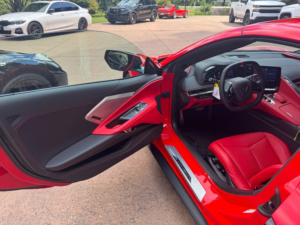 2020 Chevrolet Corvette C8 - Image 8 of 11
