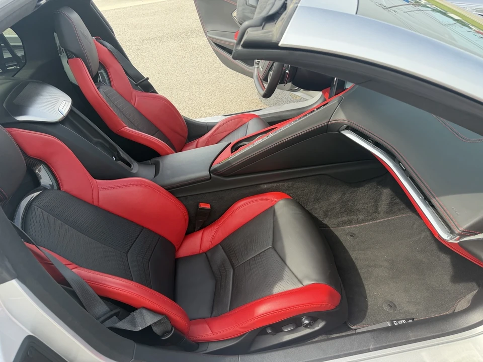 2020 Chevrolet Corvette C8 - Image 19 of 27