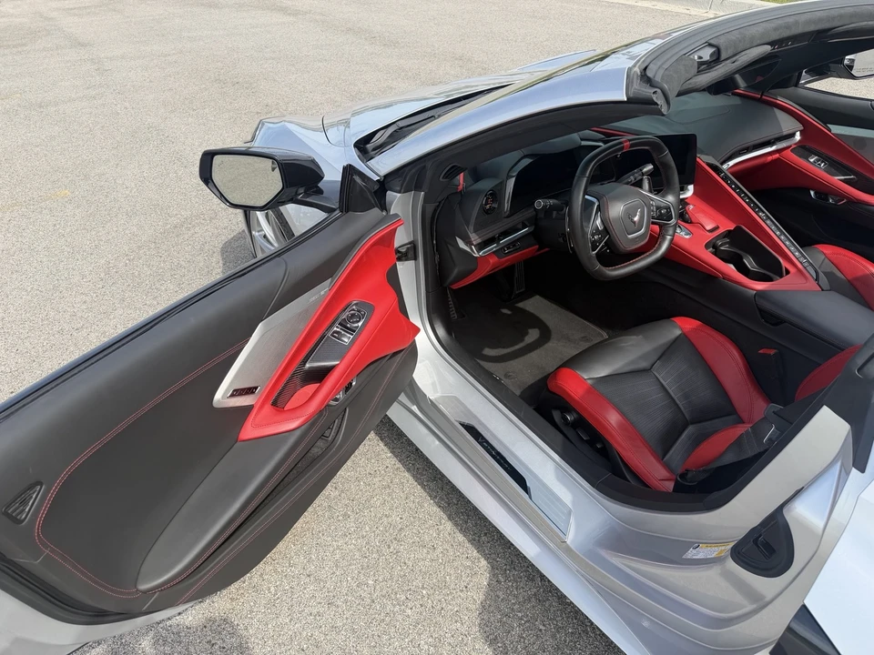 2020 Chevrolet Corvette C8 - Image 16 of 27
