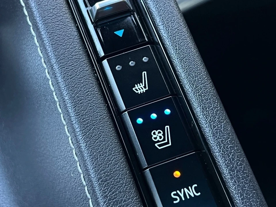 2020 Chevrolet Corvette C8 - Image 17 of 21