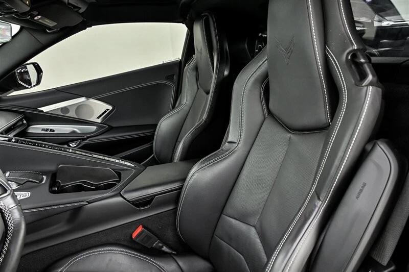 2020 Chevrolet Corvette C8 - Image 19 of 31