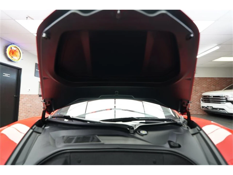 2020 Chevrolet Corvette C8 - Image 15 of 31
