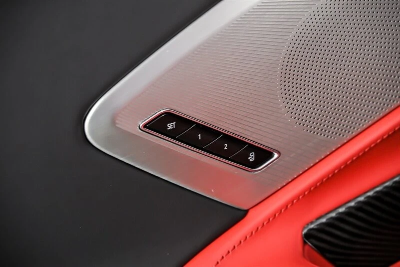 2020 Chevrolet Corvette C8 - Image 21 of 31