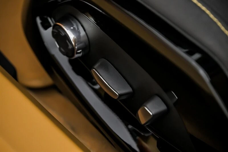 2020 Chevrolet Corvette C8 - Image 27 of 31