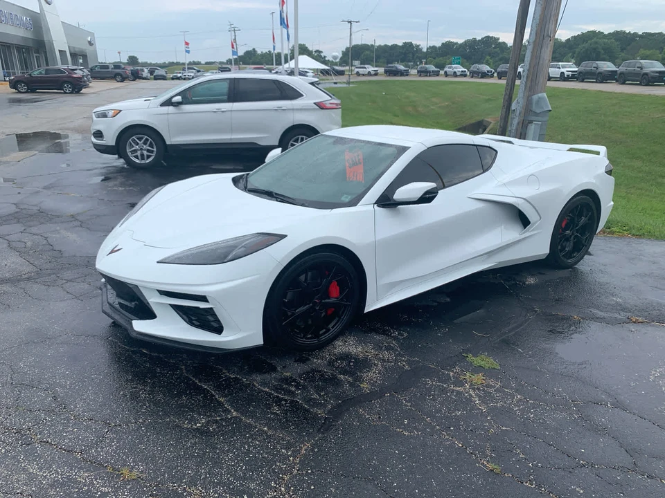 2020 Chevrolet Corvette C8 - Image 9 of 12