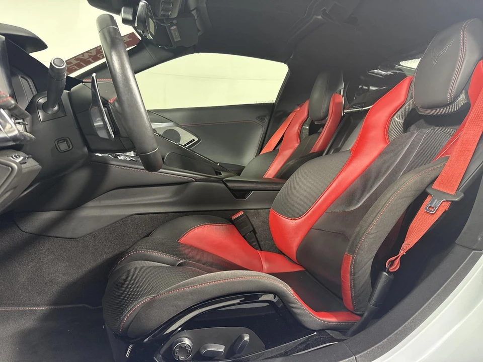 2020 Chevrolet Corvette C8 - Image 13 of 31