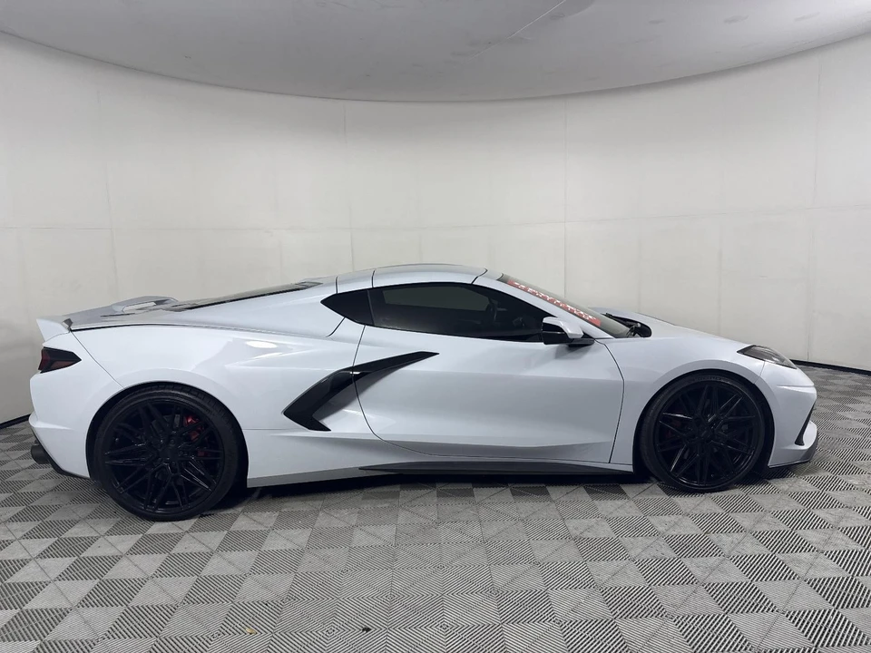 2020 Chevrolet Corvette C8 - Image 4 of 31
