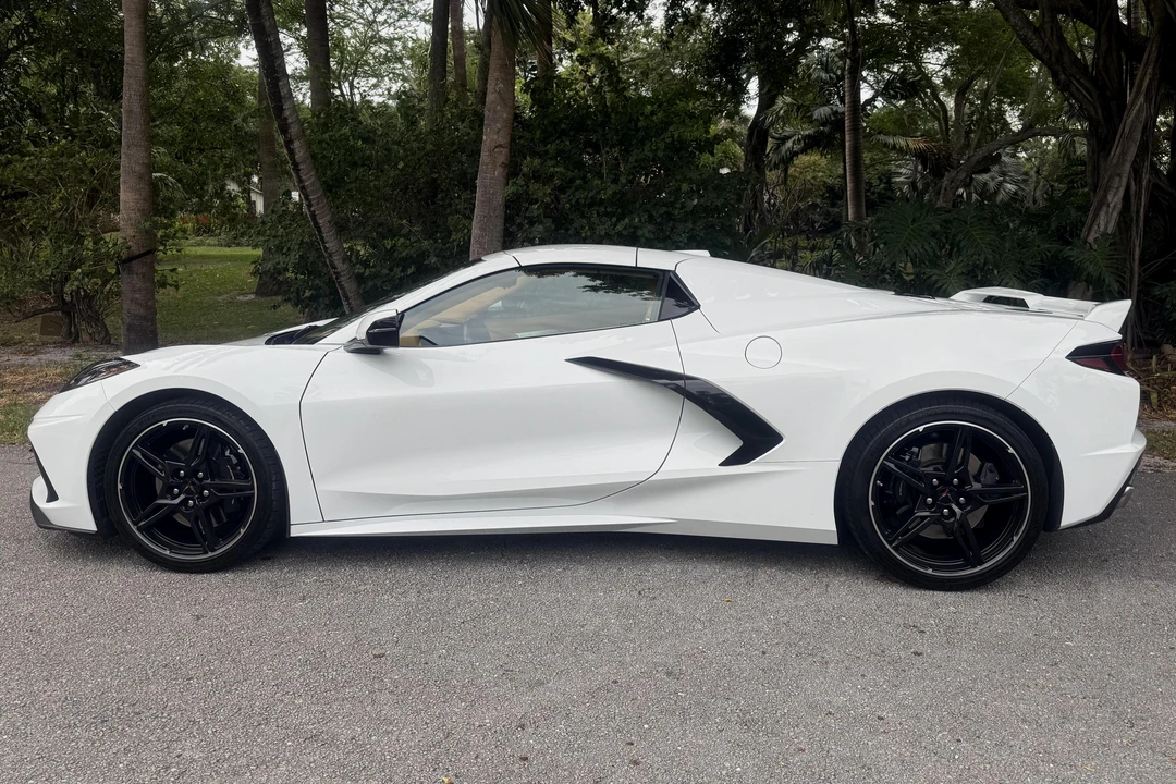 2020 Chevrolet Corvette C8 - Image 3 of 31