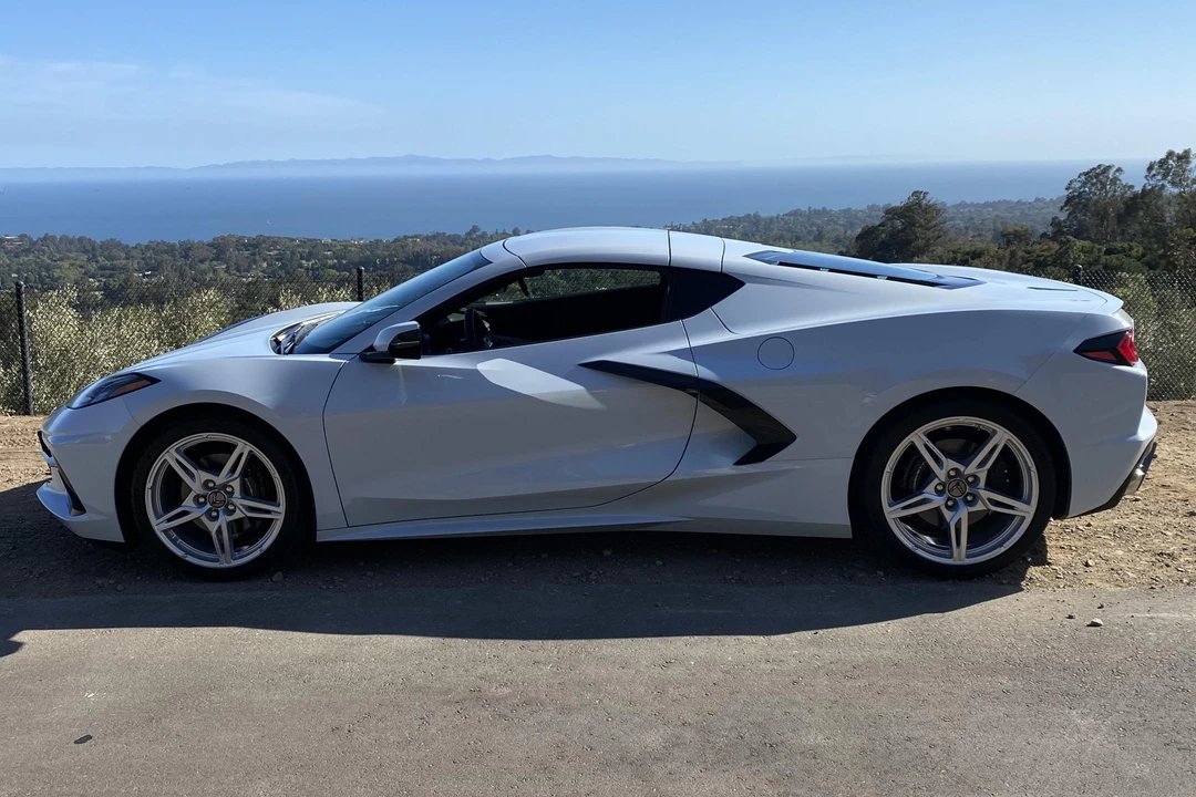 2020 Chevrolet Corvette C8 - Image 3 of 31