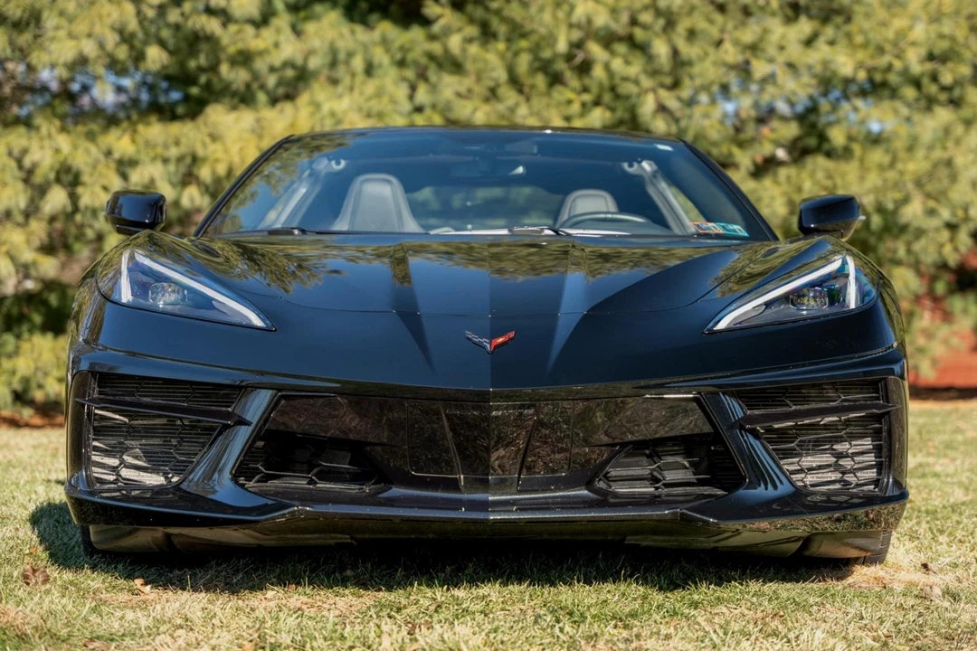 2020 Chevrolet Corvette C8 - Image 2 of 31
