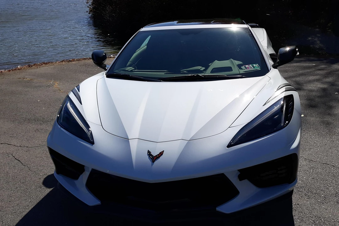 2020 Chevrolet Corvette C8 - Image 2 of 31