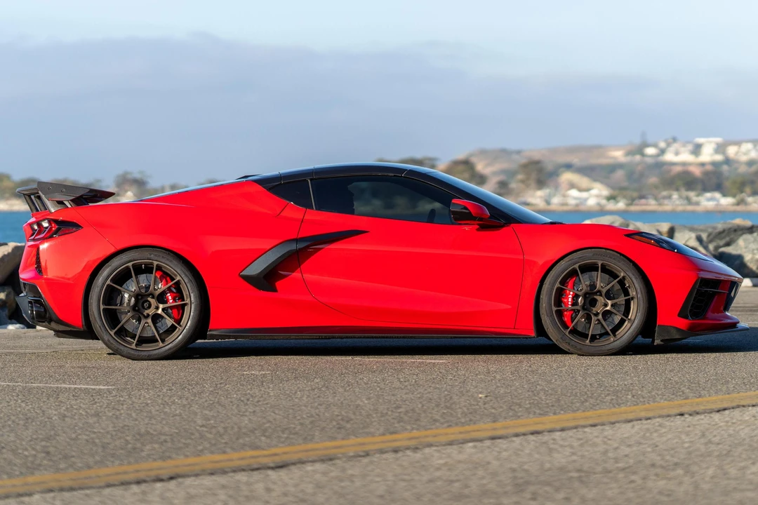 2020 Chevrolet Corvette C8 - Image 3 of 31