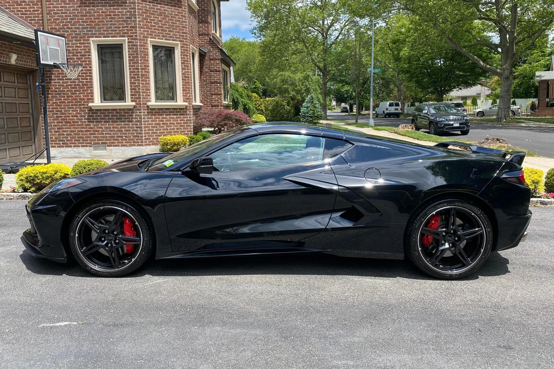 2020 Chevrolet Corvette C8 - Image 3 of 31