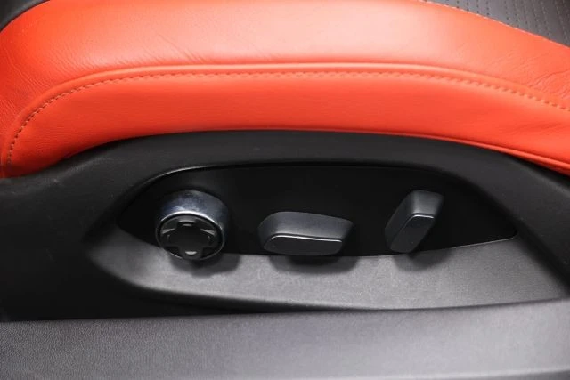 2020 Chevrolet Corvette C8 - Image 17 of 31
