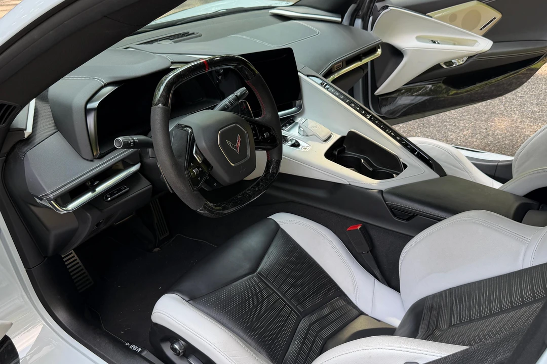 2020 Chevrolet Corvette C8 - Image 29 of 31