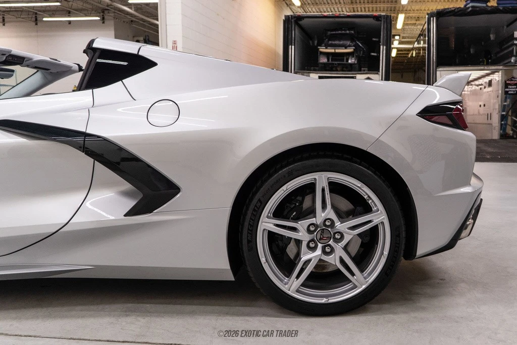 2020 Chevrolet Corvette C8 - Image 5 of 12