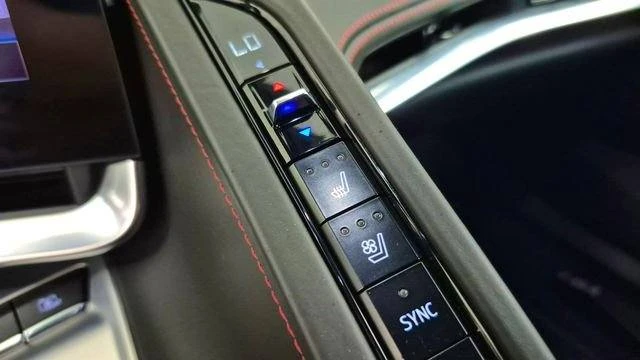 2020 Chevrolet Corvette C8 - Image 13 of 20